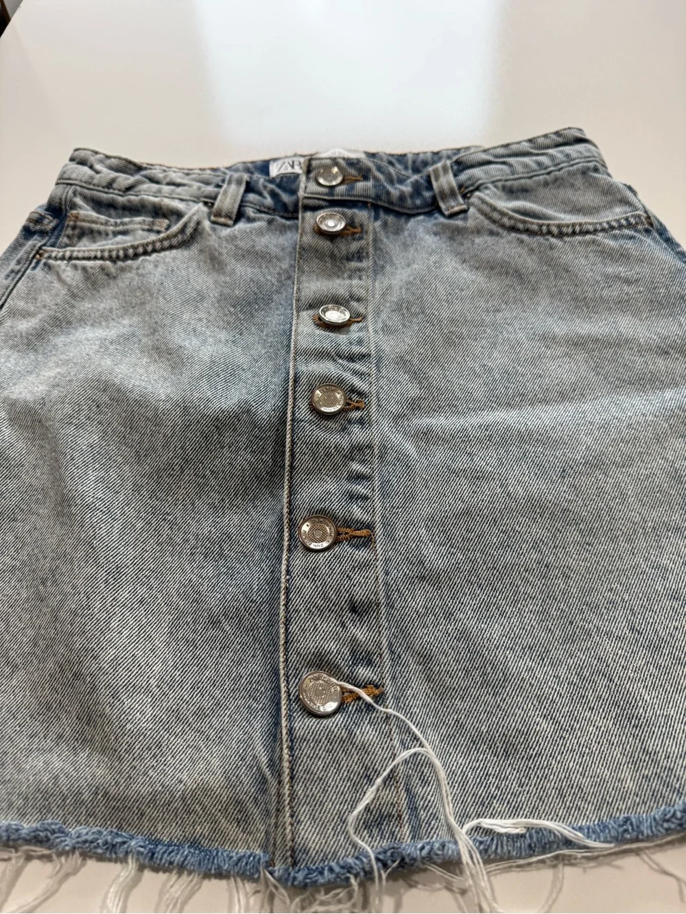 Zara Light Blue Button-Front Denim Mini Skirt - Picture 3 of 5